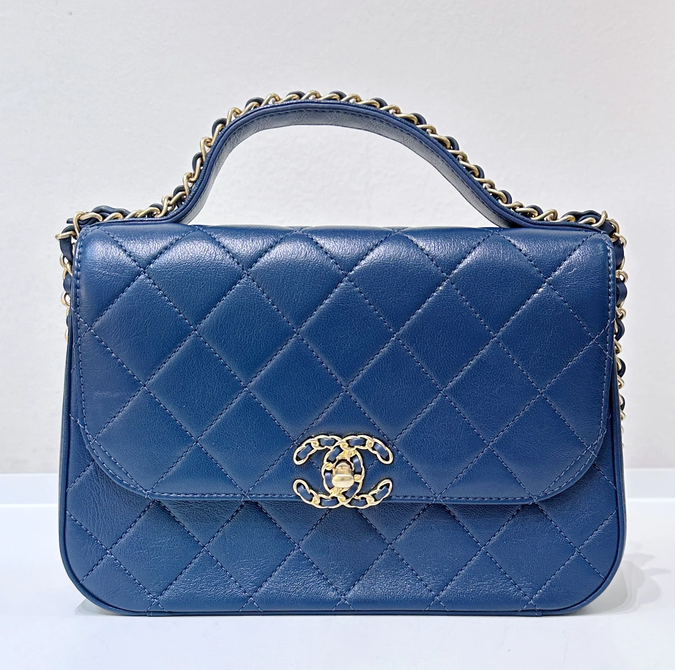 CHANEL Infinity Chain Quilted Leather Crossbody Bag Blue