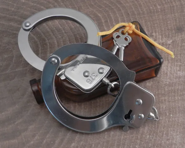 Metal Handcuffs with keys