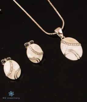 The Endless Sparkle Silver Pendant Set